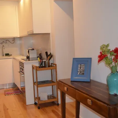 Flor De Lis - Alfama * ליסבון