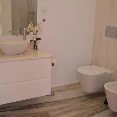 Flor De Lis - Alfama Лісабон