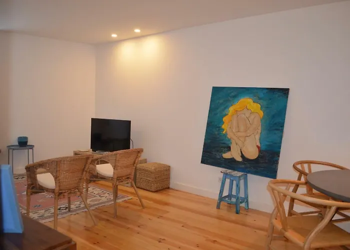 Flor De Lis - Alfama Lisboa